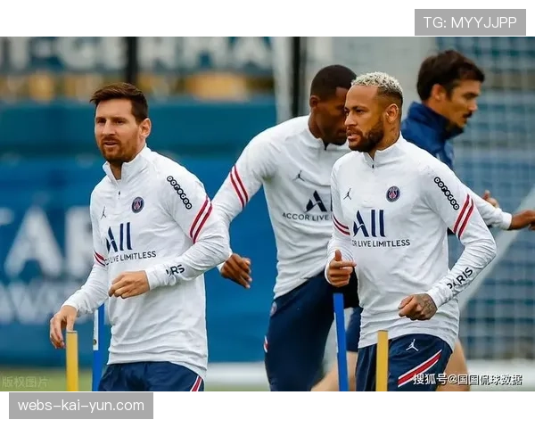 官方确认:布雷斯特前锋穆涅因膝伤赛季报销